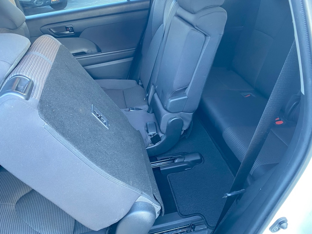 Toyota Highlander LE 2020