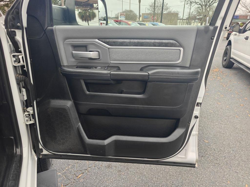 RAM 2500 Big Horn Crew Cab 4WD 2019