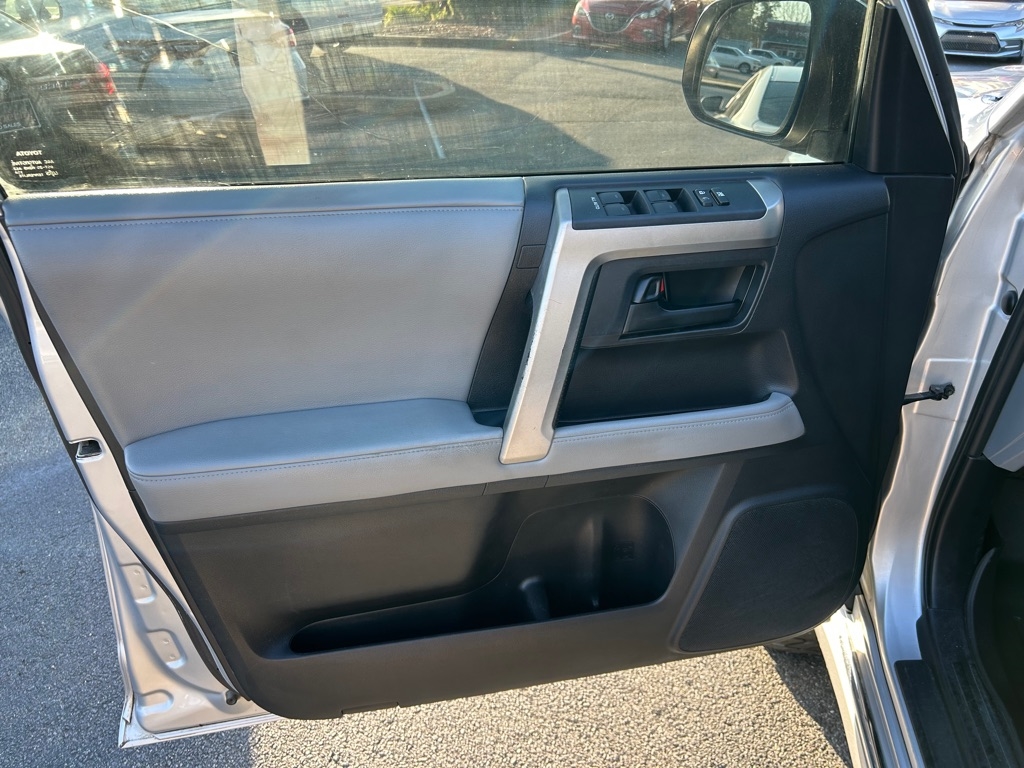 Toyota 4Runner  2010