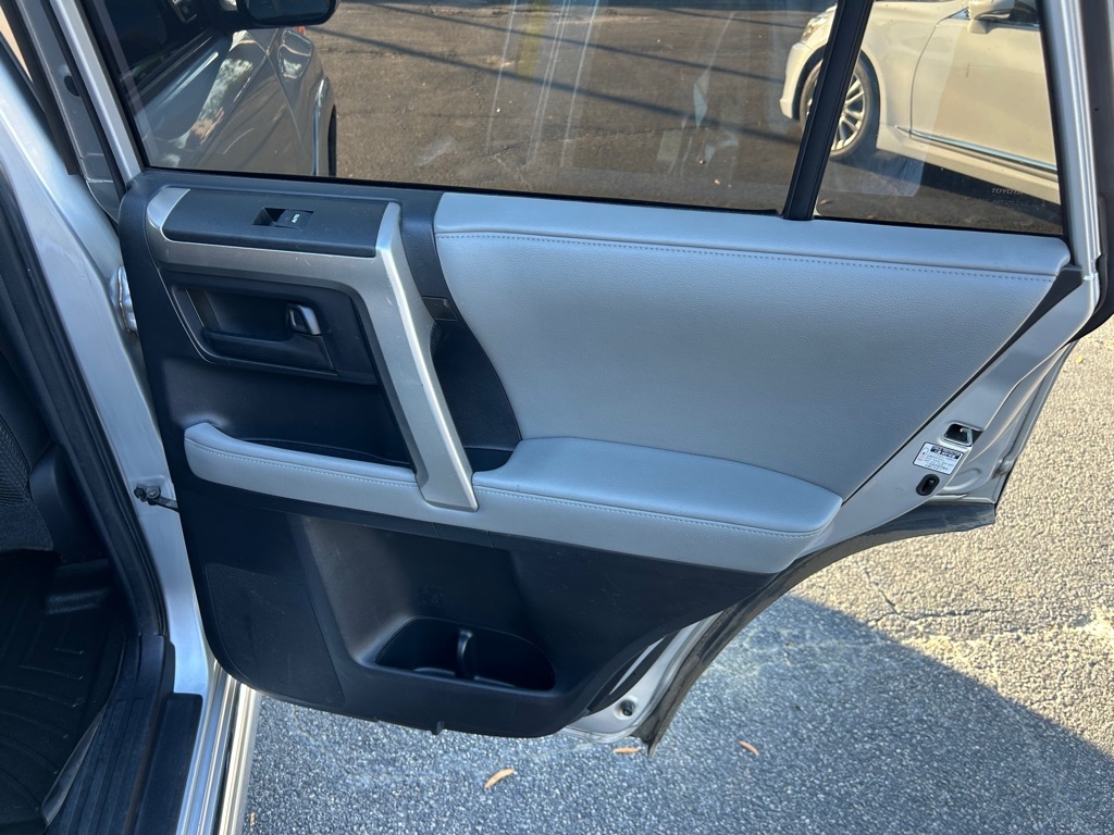 Toyota 4Runner  2010