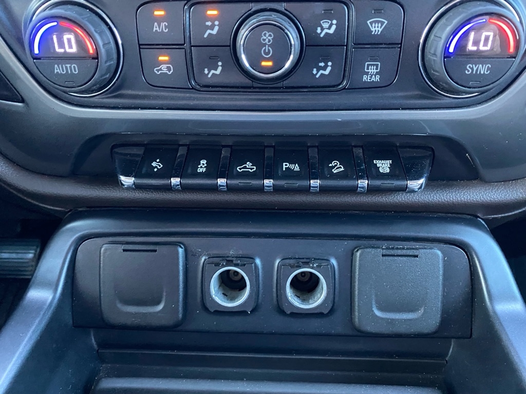 Chevrolet Silverado 2500HD LTZ Crew Cab 4WD 2015