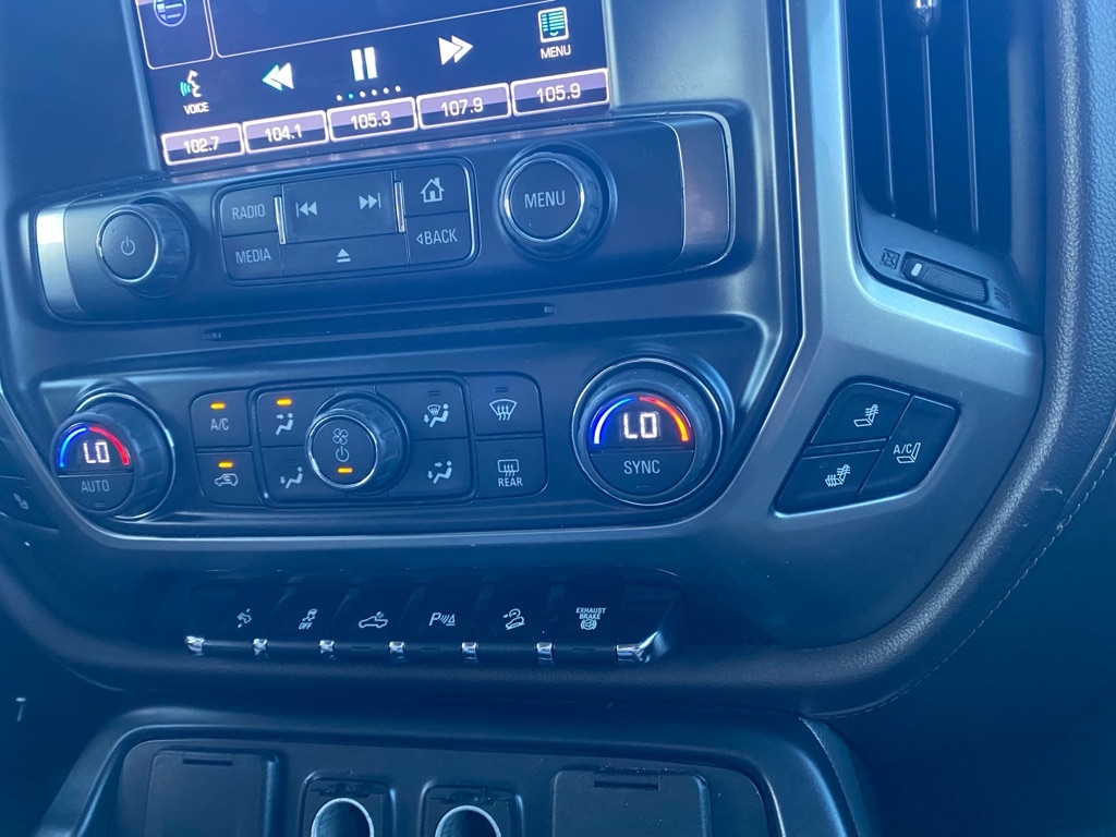 Chevrolet Silverado 2500HD LTZ Crew Cab 4WD 2015