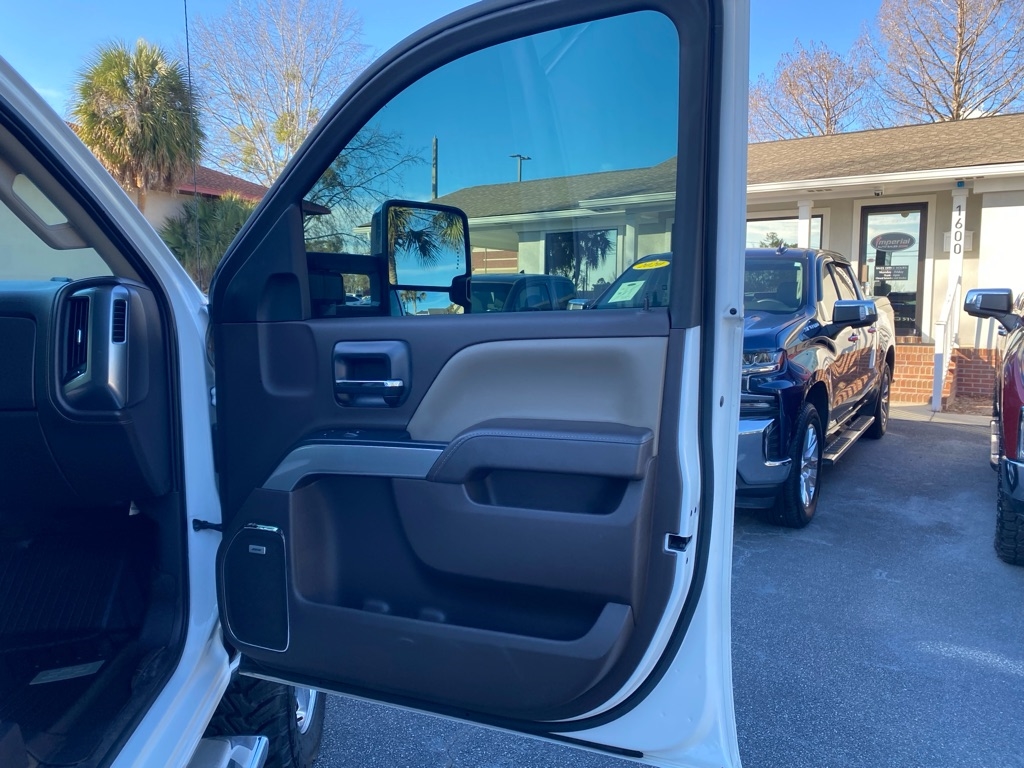 Chevrolet Silverado 2500HD LTZ Crew Cab 4WD 2015