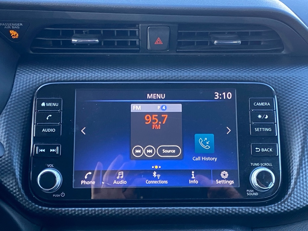 Nissan Kicks SV 2021