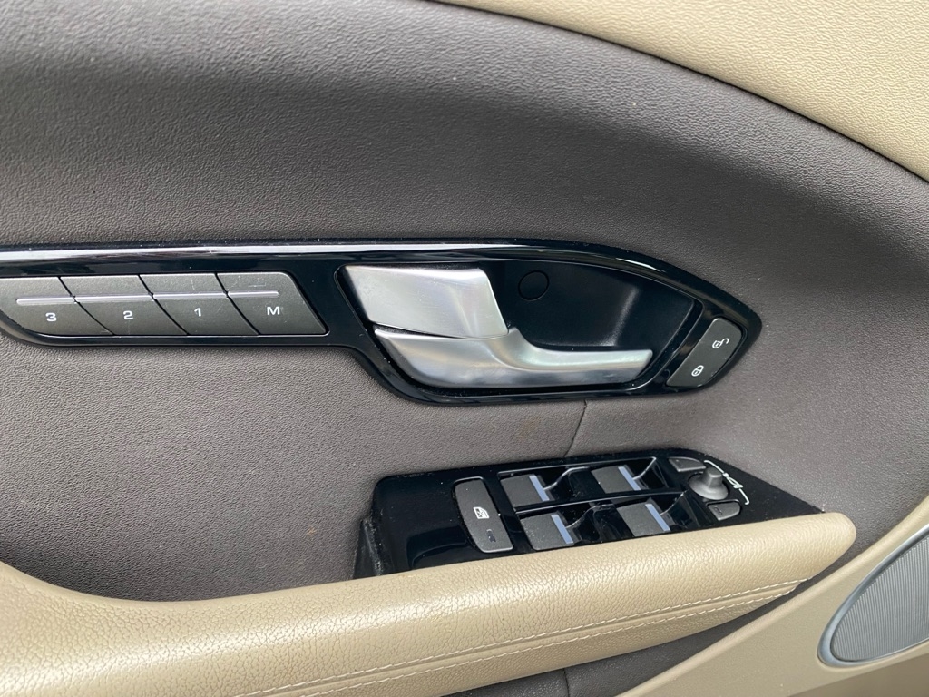 Land Rover Range Rover Evoque  2018