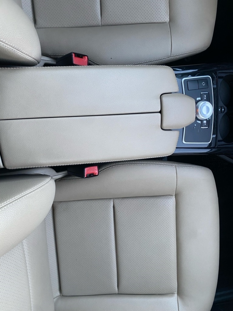 Mercedes-Benz E-Class  2011