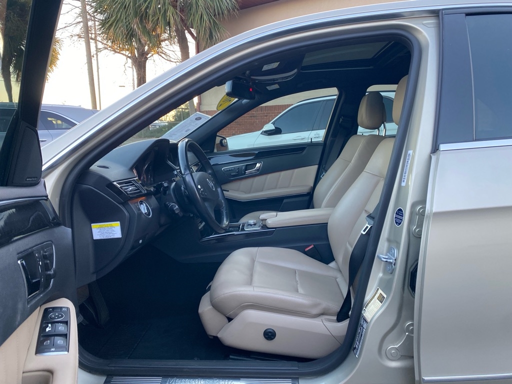 Mercedes-Benz E-Class  2011