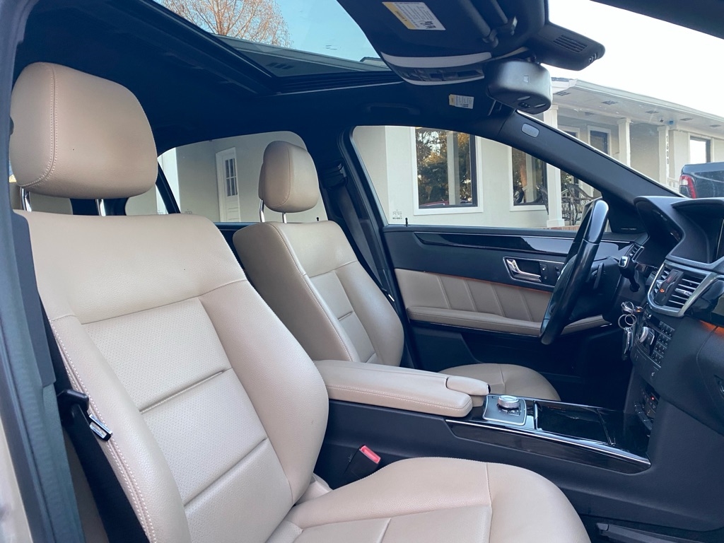 Mercedes-Benz E-Class  2011