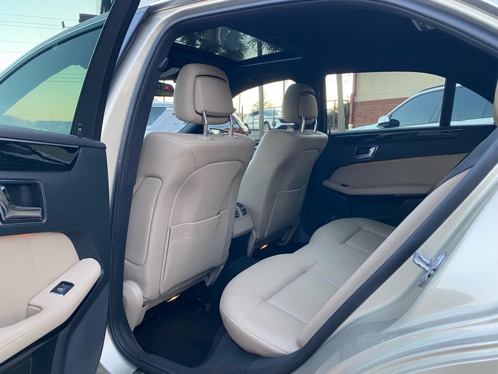 Mercedes-Benz E-Class  2011