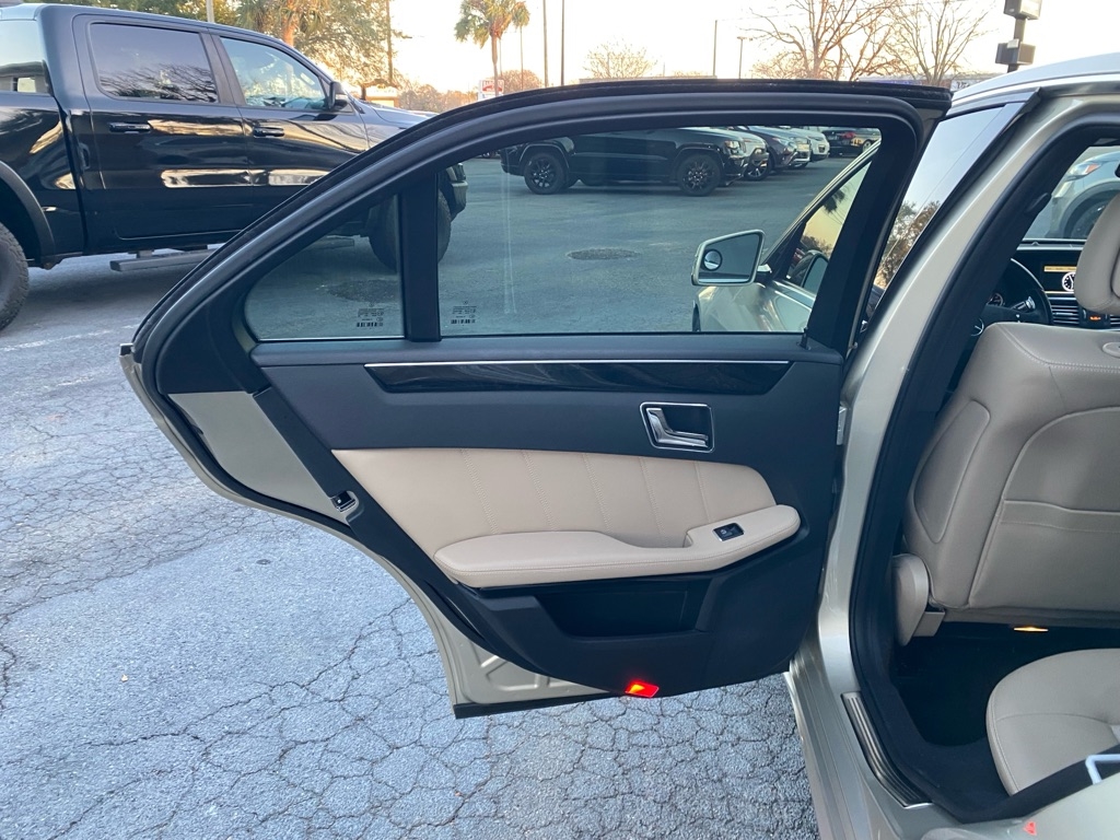 Mercedes-Benz E-Class  2011