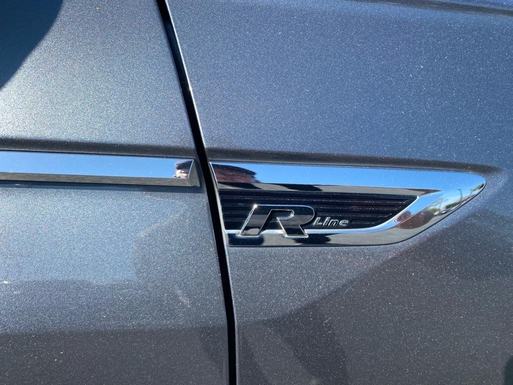 Volkswagen Tiguan SE R-Line Black 2021