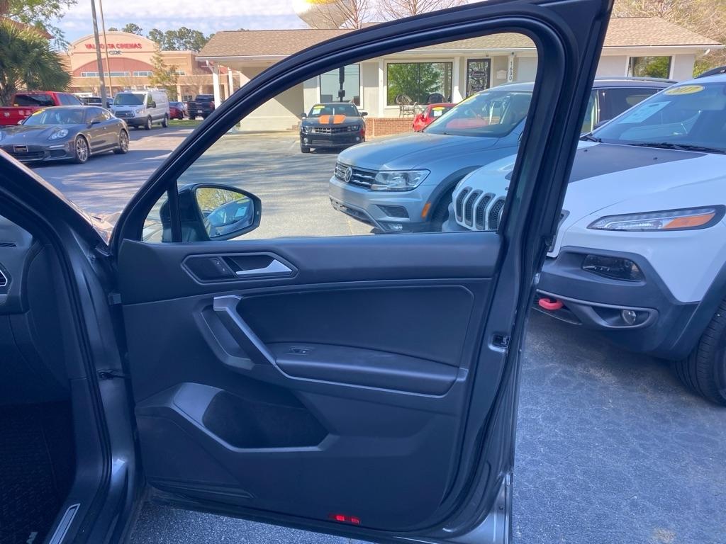 Volkswagen Tiguan SE R-Line Black 2021