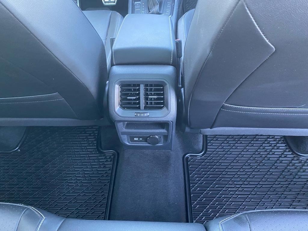 Volkswagen Tiguan SE R-Line Black 2021