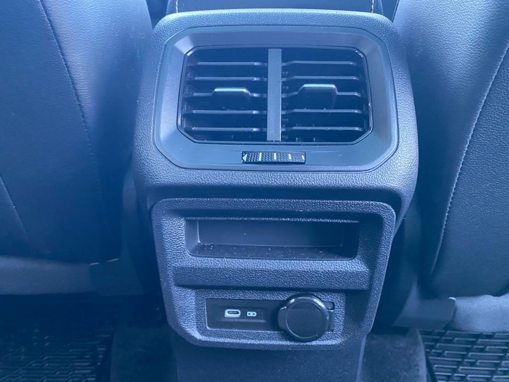 Volkswagen Tiguan SE R-Line Black 2021