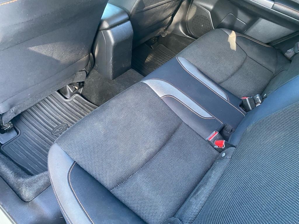 Subaru Crosstrek  2016