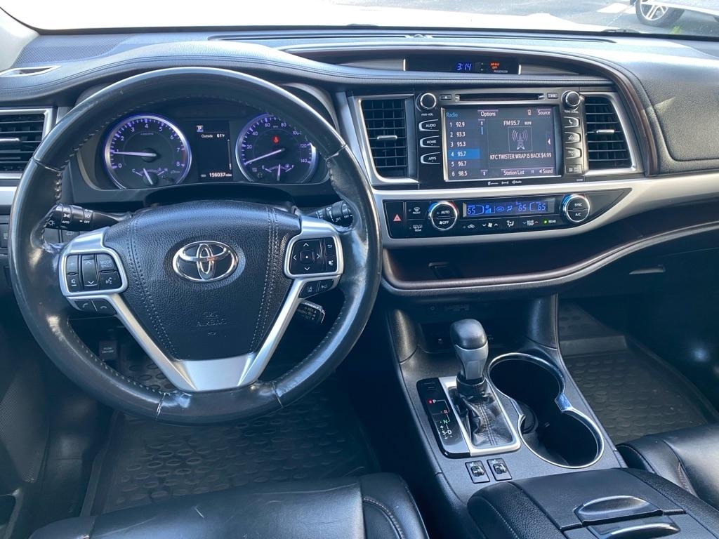 Toyota Highlander XLE AWD V6 2019