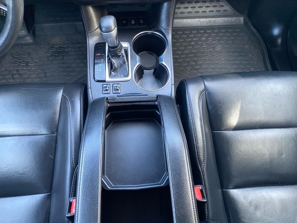 Toyota Highlander XLE AWD V6 2019