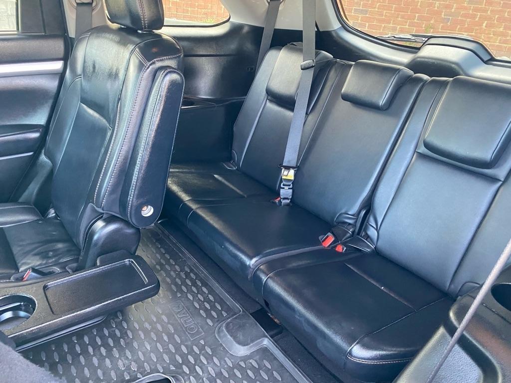 Toyota Highlander XLE AWD V6 2019