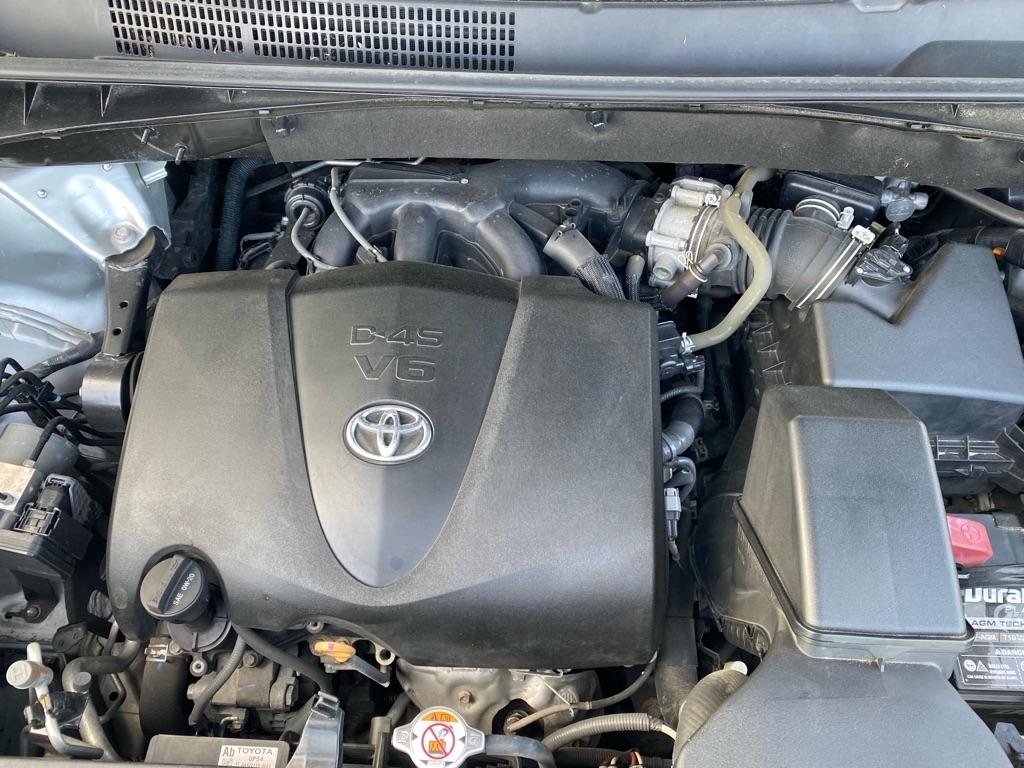 Toyota Highlander XLE AWD V6 2019
