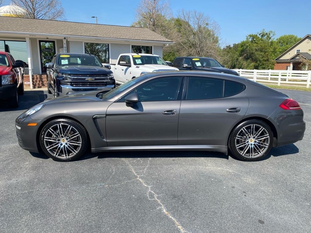 Porsche Panamera  2016