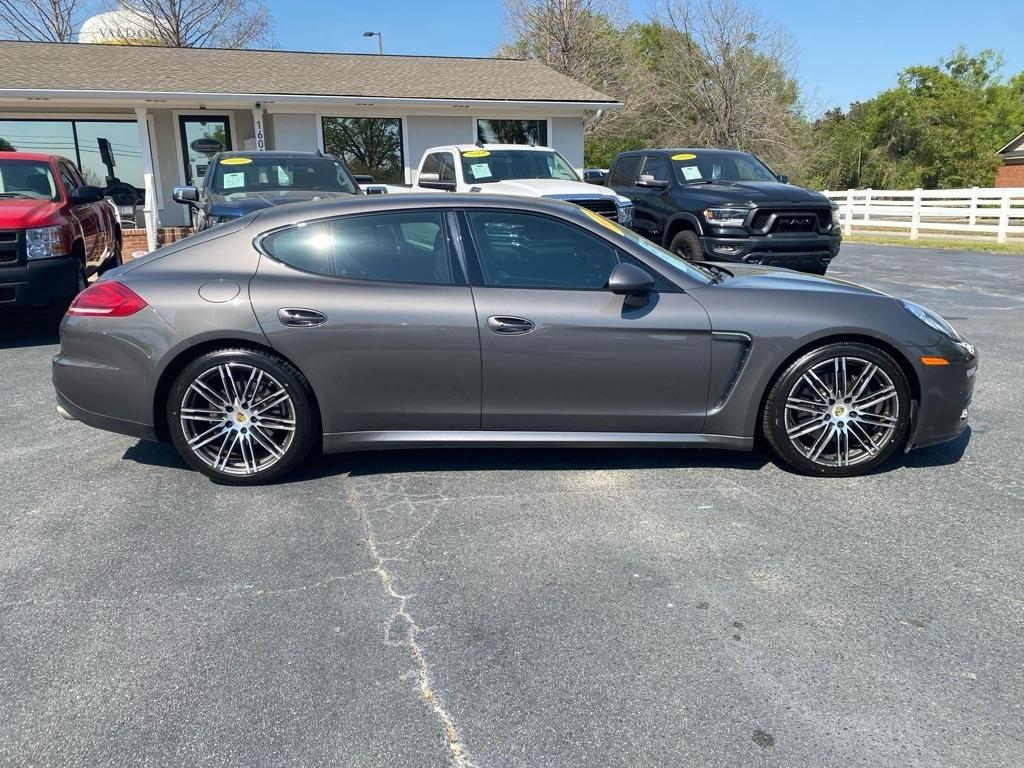 Porsche Panamera  2016
