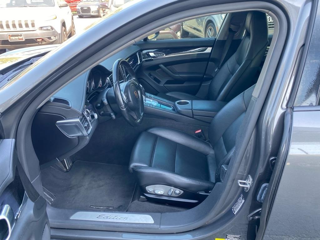 Porsche Panamera  2016