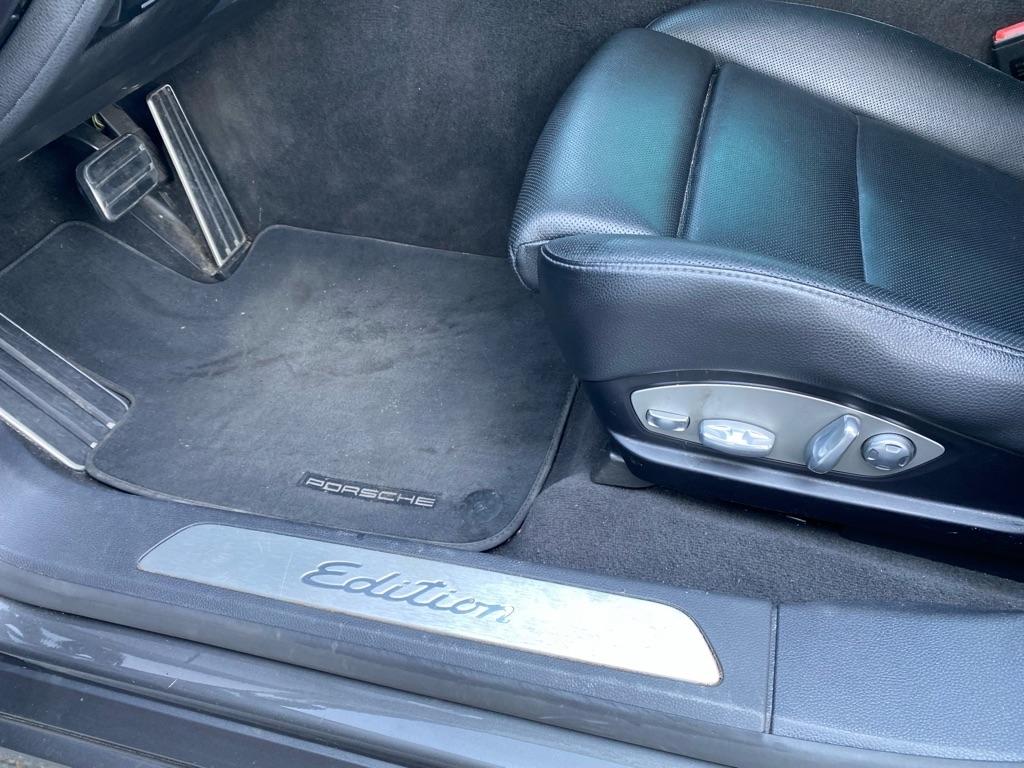 Porsche Panamera  2016