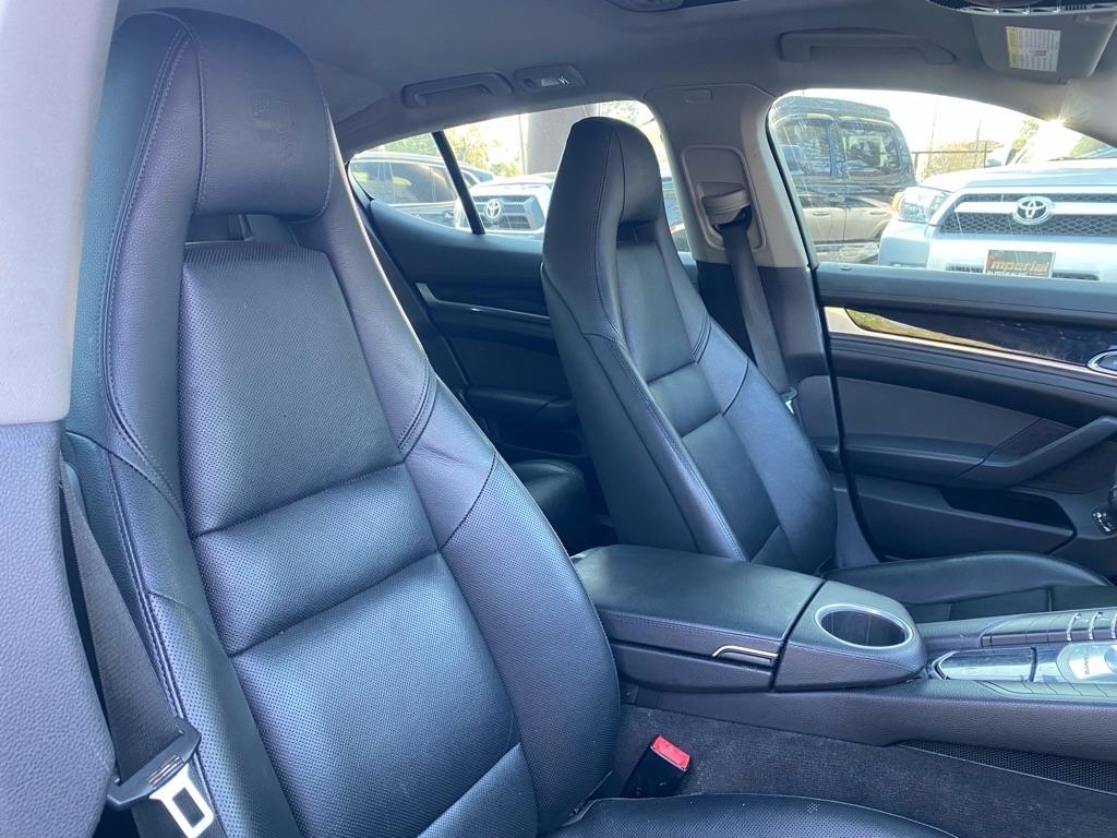 Porsche Panamera  2016