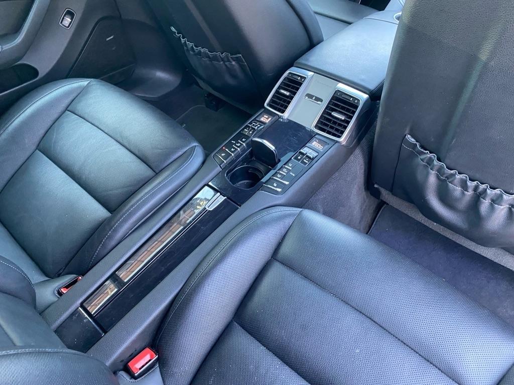 Porsche Panamera  2016