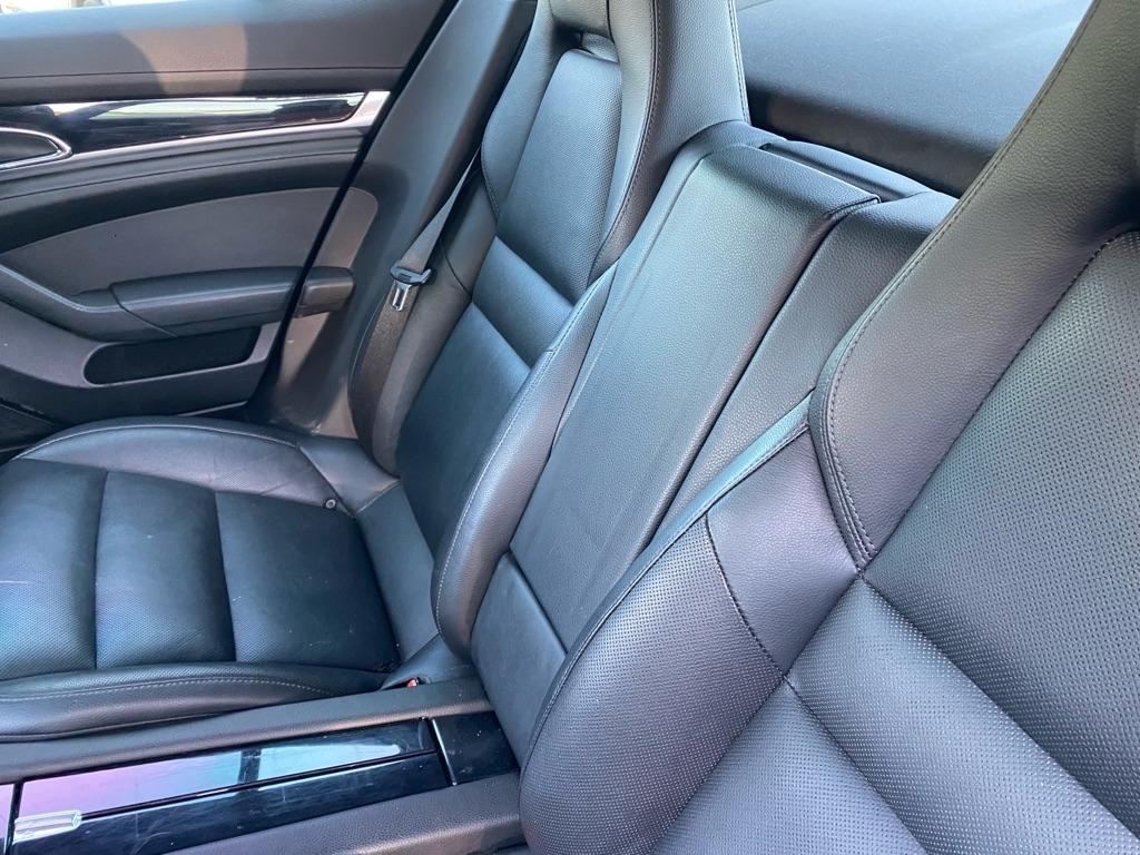 Porsche Panamera  2016