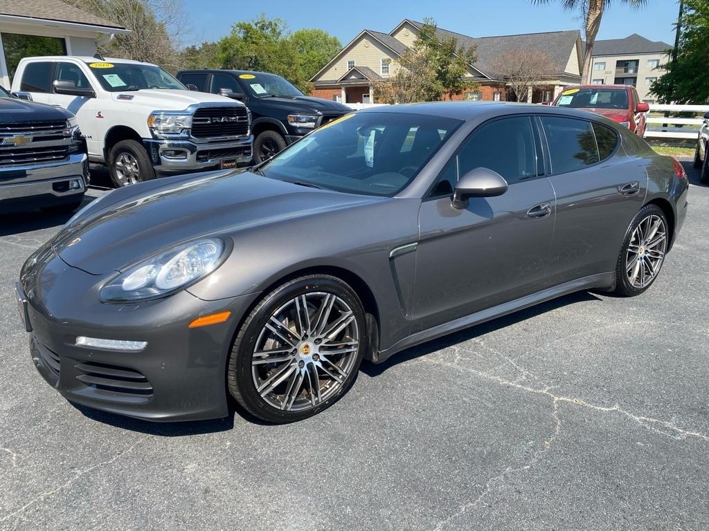 2016 Porsche Panamera 4 AWD EDITION