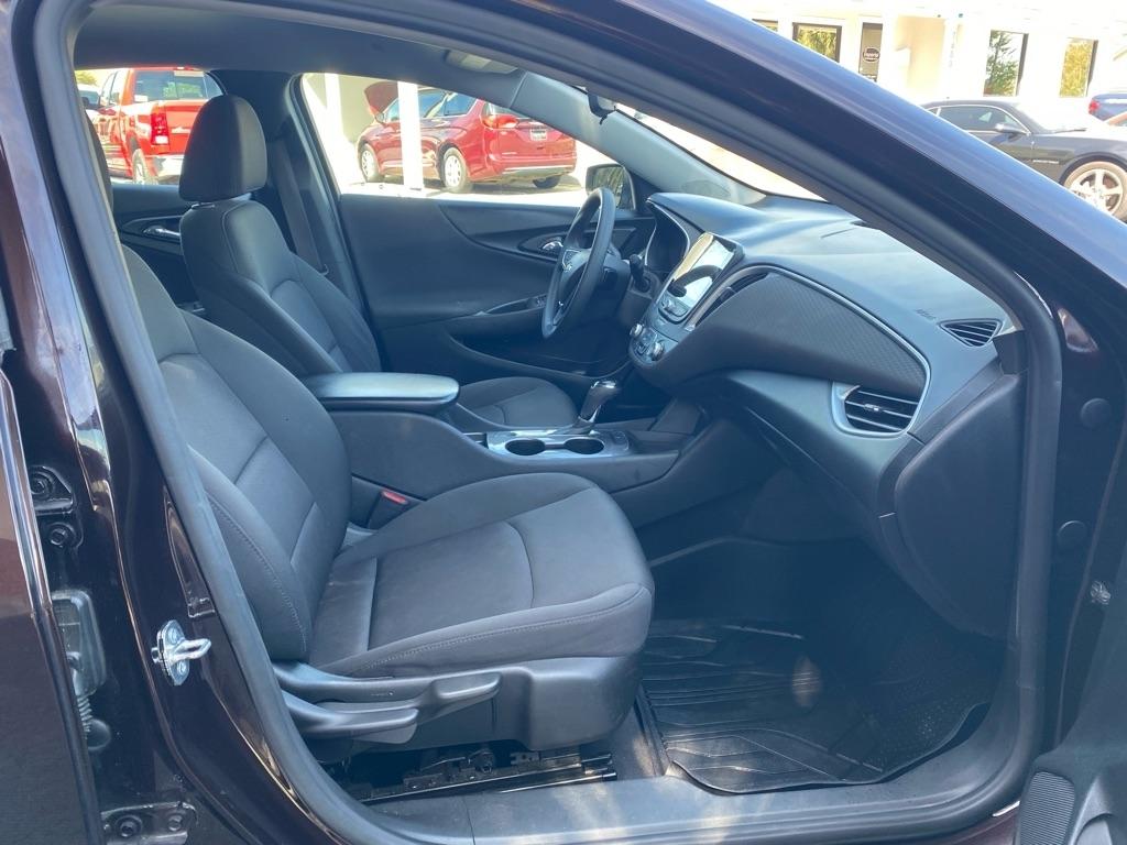 Chevrolet Malibu  2020