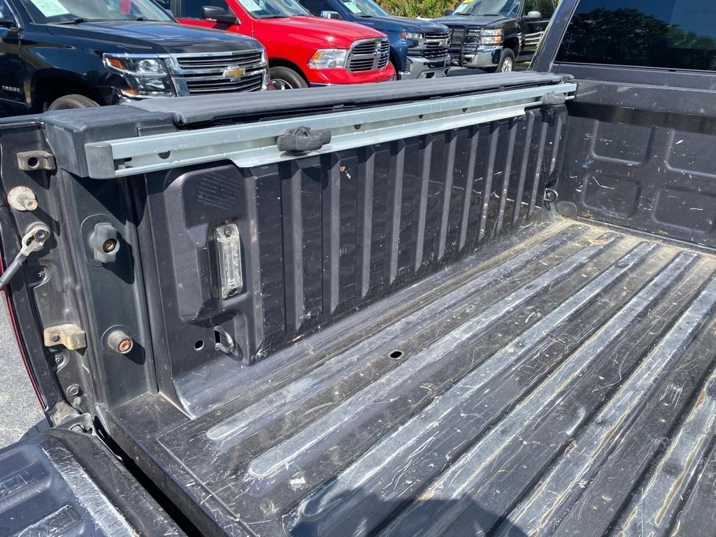 RAM 1500 SLT Crew Cab 2WD SWB 2017