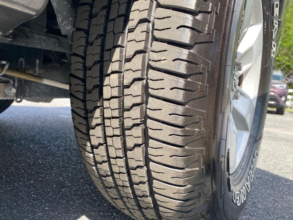 RAM 1500 SLT Crew Cab 2WD SWB 2017