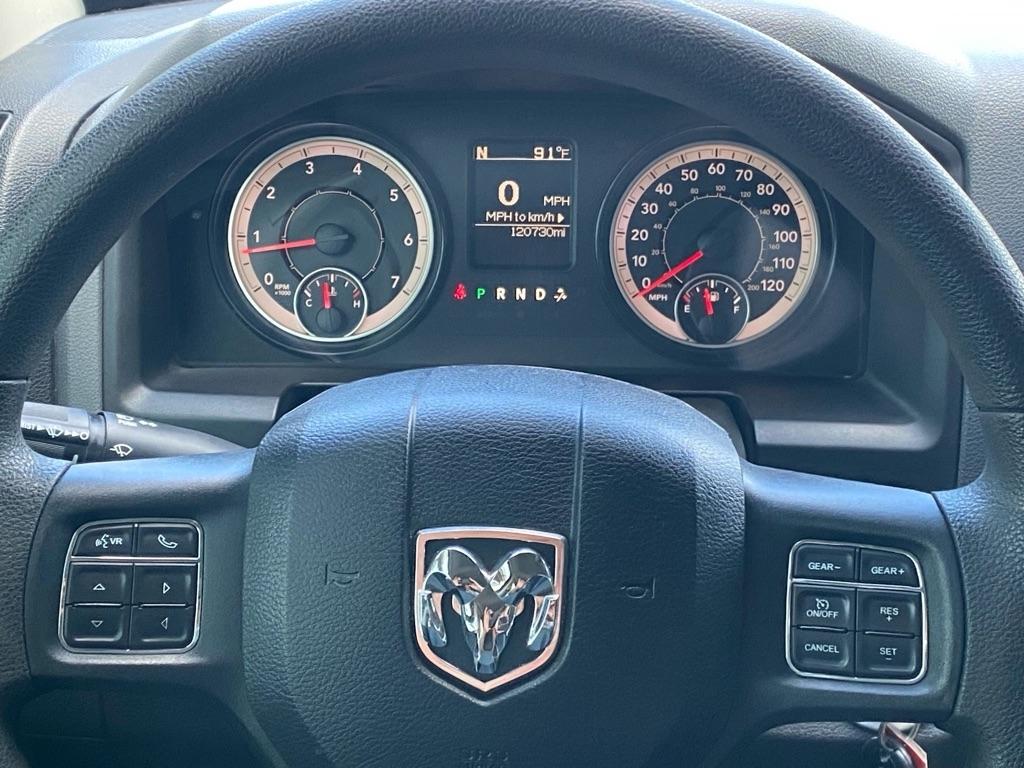 RAM 1500 SLT Crew Cab 2WD SWB 2017