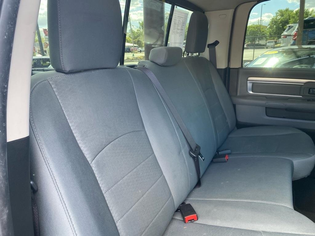 RAM 1500 SLT Crew Cab 2WD SWB 2017