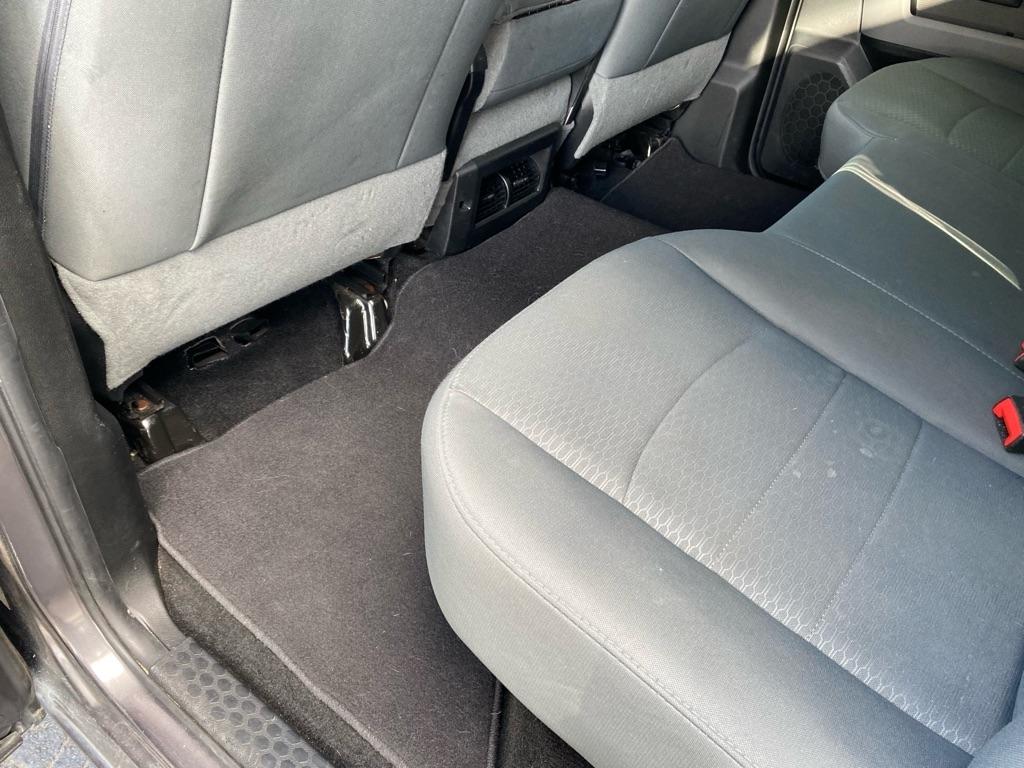 RAM 1500 SLT Crew Cab 2WD SWB 2017