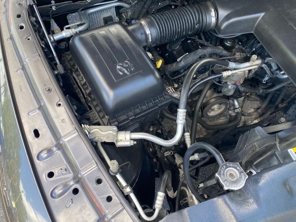 RAM 1500 SLT Crew Cab 2WD SWB 2017