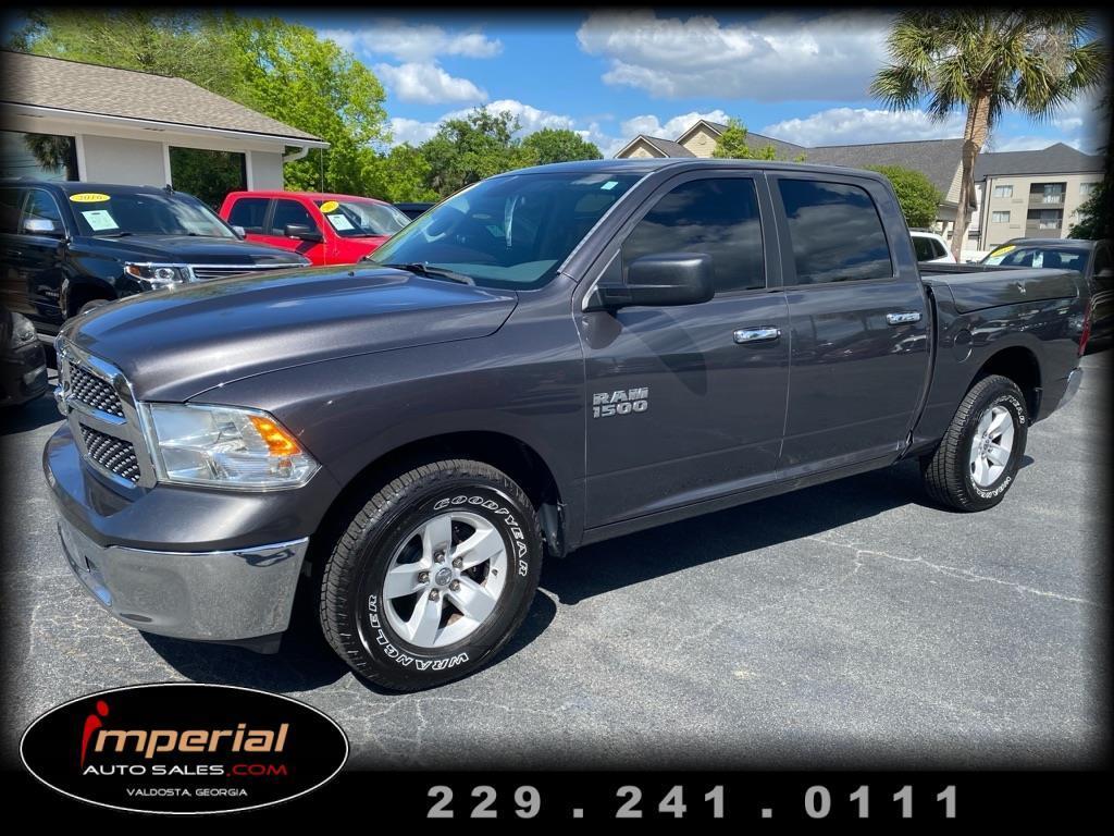 RAM 1500 SLT Crew Cab 2WD SWB 2017