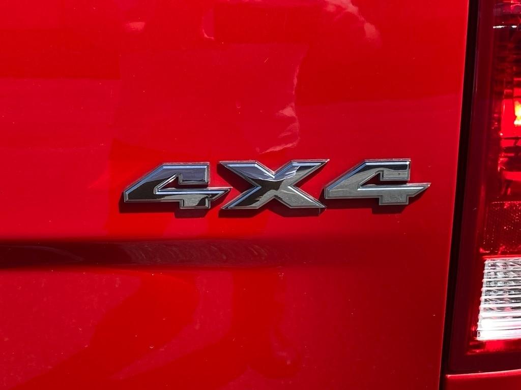 RAM 1500 Big Horn Crew Cab 4WD SWB 2017