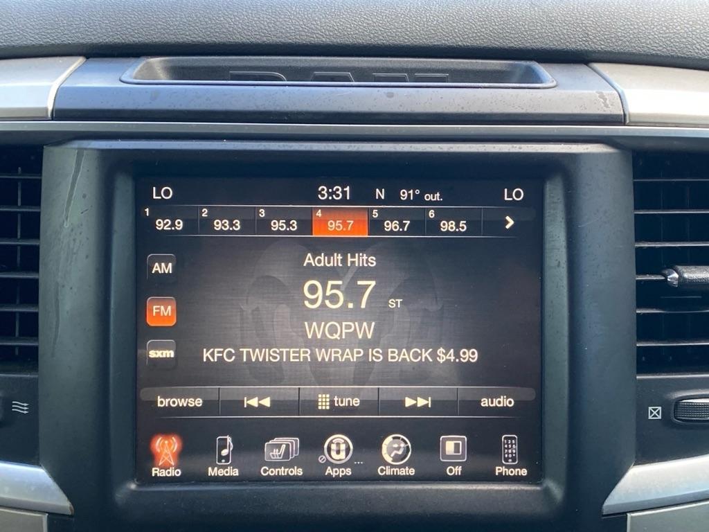 RAM 1500 Big Horn Crew Cab 4WD SWB 2017