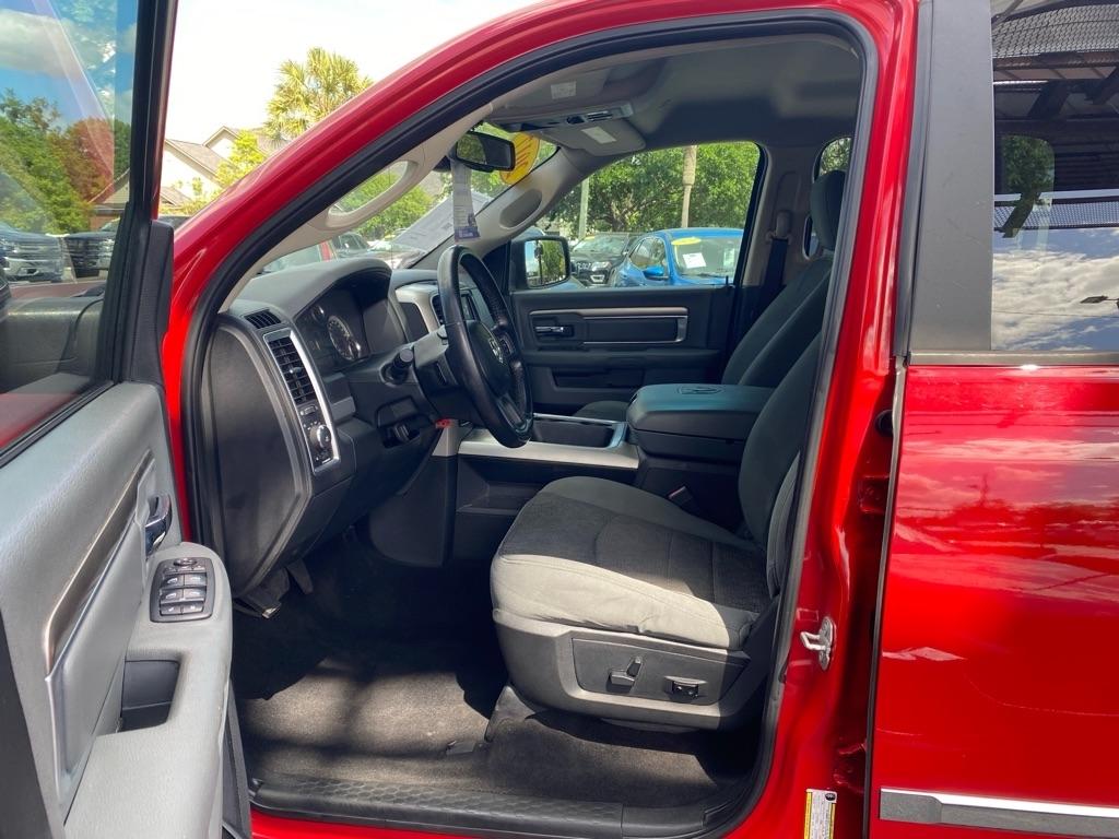 RAM 1500 Big Horn Crew Cab 4WD SWB 2017