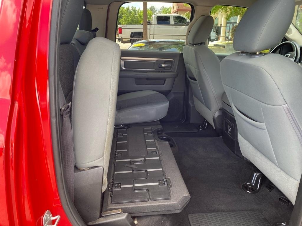 RAM 1500 Big Horn Crew Cab 4WD SWB 2017