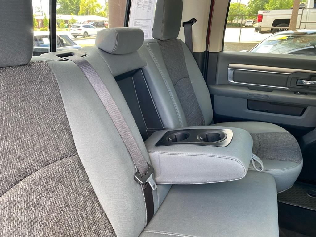 RAM 1500 Big Horn Crew Cab 4WD SWB 2017