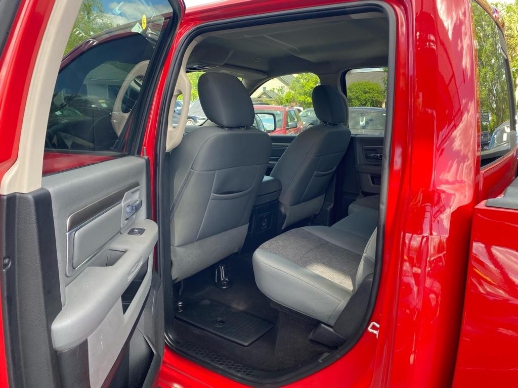 RAM 1500 Big Horn Crew Cab 4WD SWB 2017