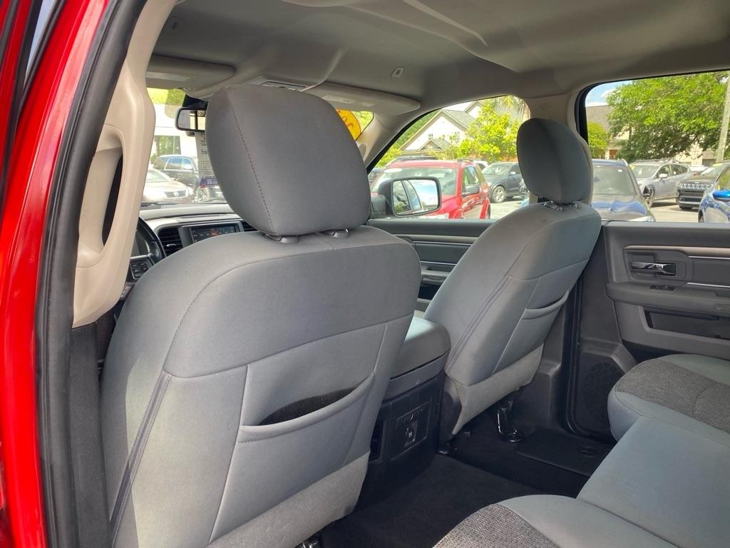 RAM 1500 Big Horn Crew Cab 4WD SWB 2017