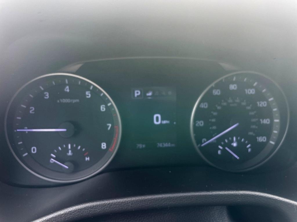 Hyundai Elantra  2018