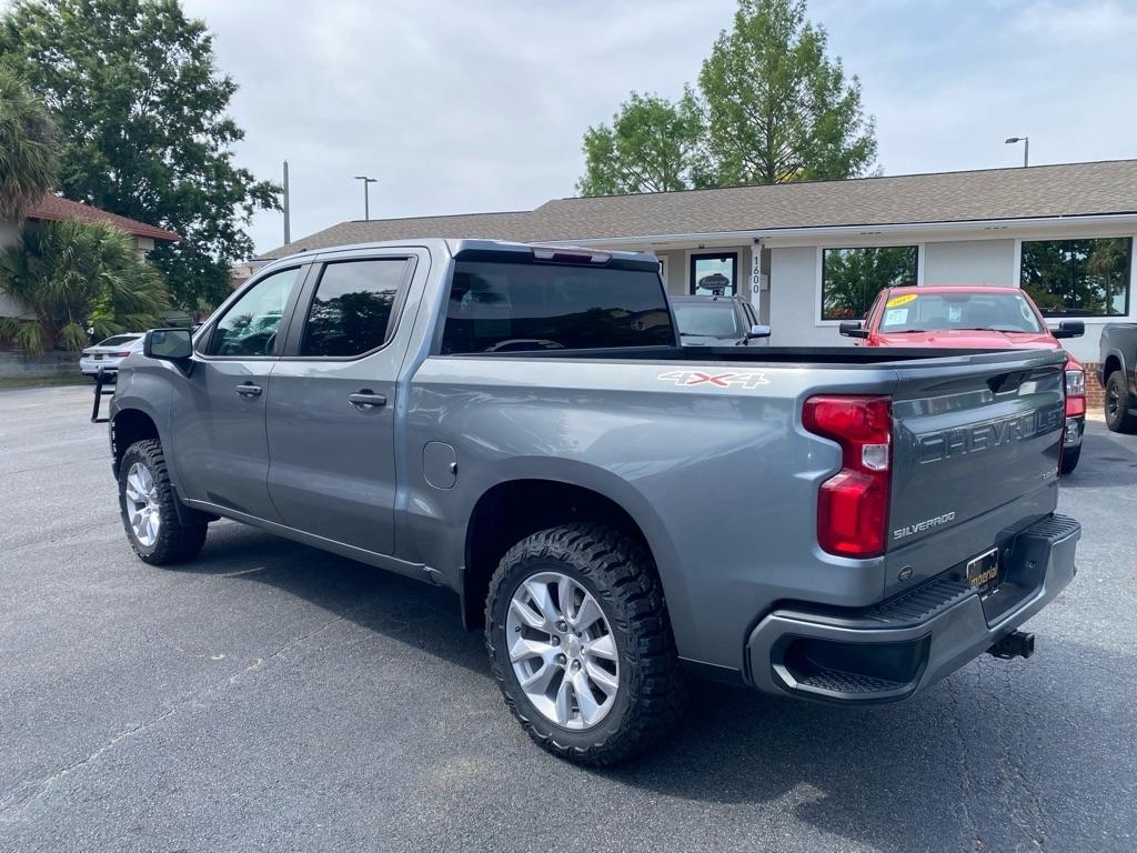 Chevrolet Silverado 1500 Custom Crew Cab Short Box 4WD 2021