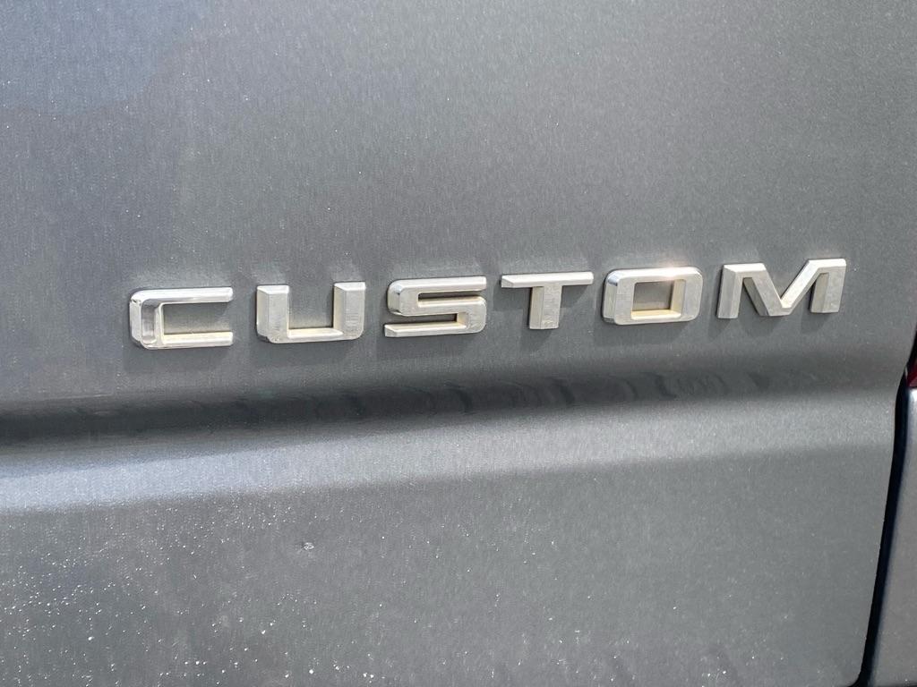 Chevrolet Silverado 1500 Custom Crew Cab Short Box 4WD 2021