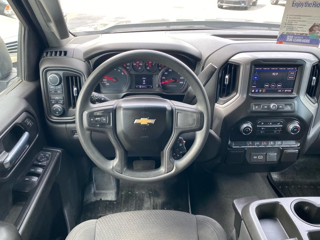 Chevrolet Silverado 1500 Custom Crew Cab Short Box 4WD 2021
